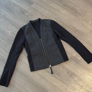 Lululemon Black Quilted Women's Jacket